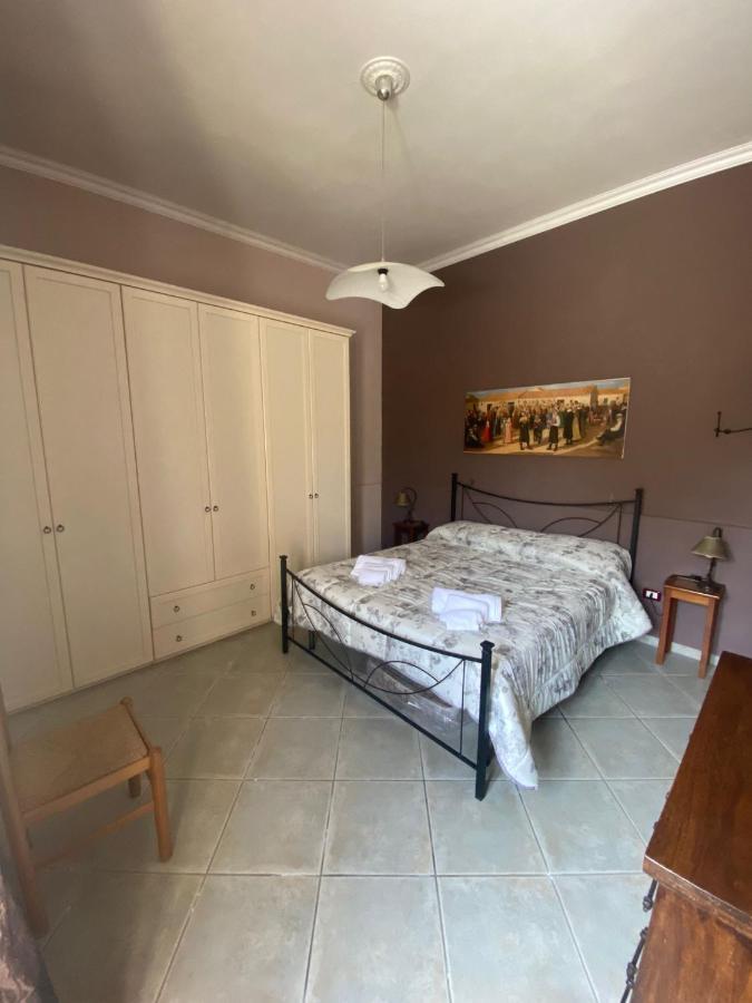 טאולאדה B&B Su Frori Arrubiu מראה חיצוני תמונה